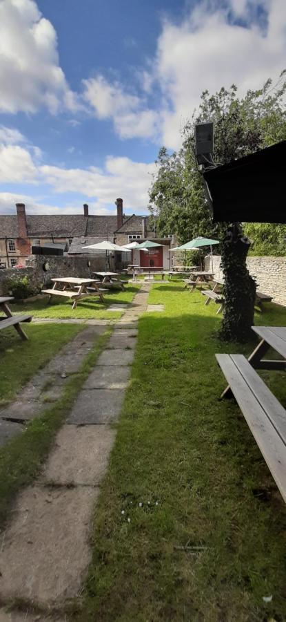 The Swan Hotel Eynsham Kültér fotó